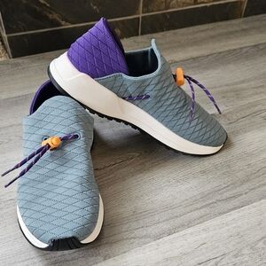 NEW Columbia Wildone MOC Slip On Blue Purple Sneakers Womens Size 8